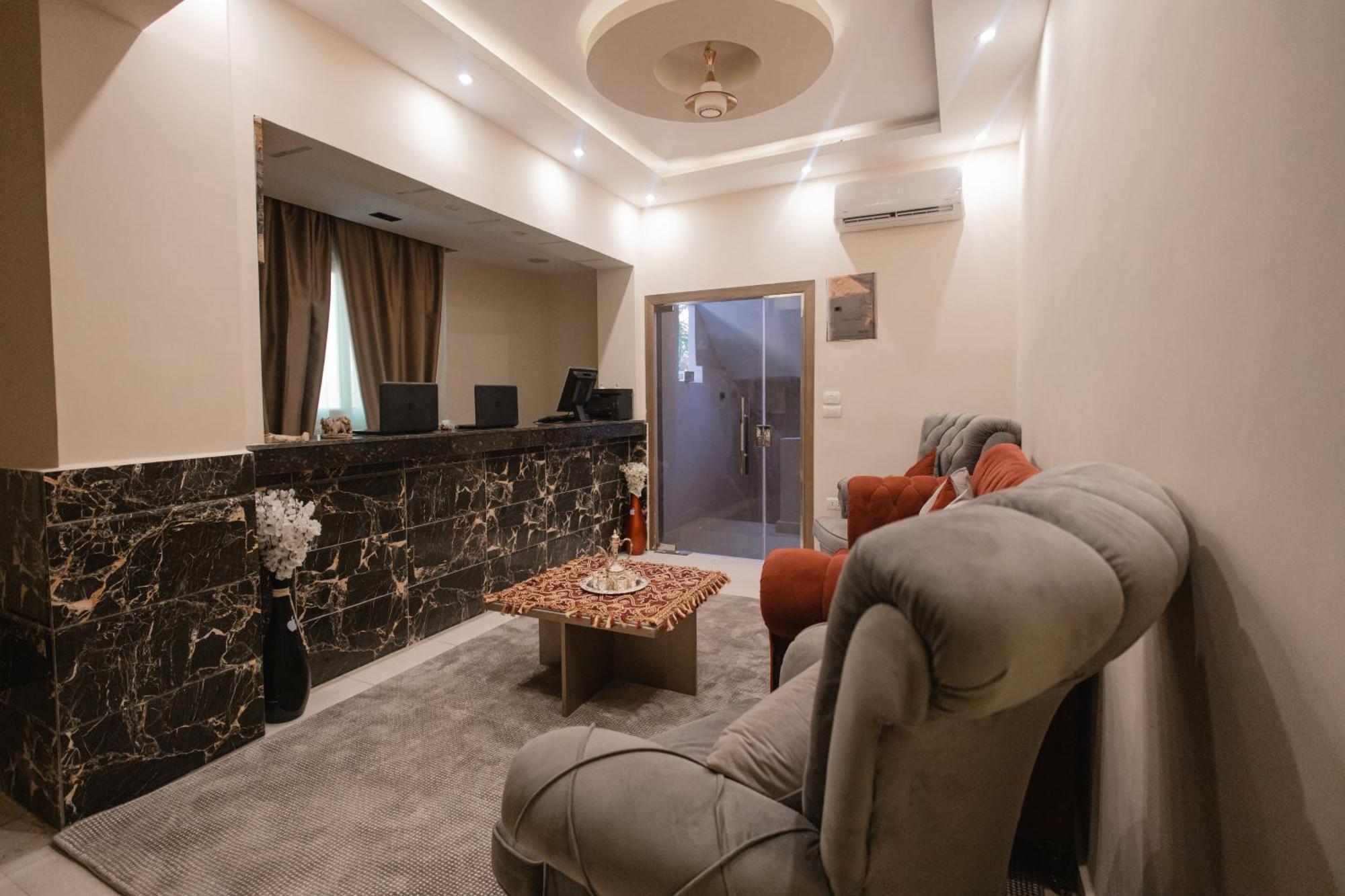 The View Pyramids Hotel Kafret el-Gabal Екстериор снимка