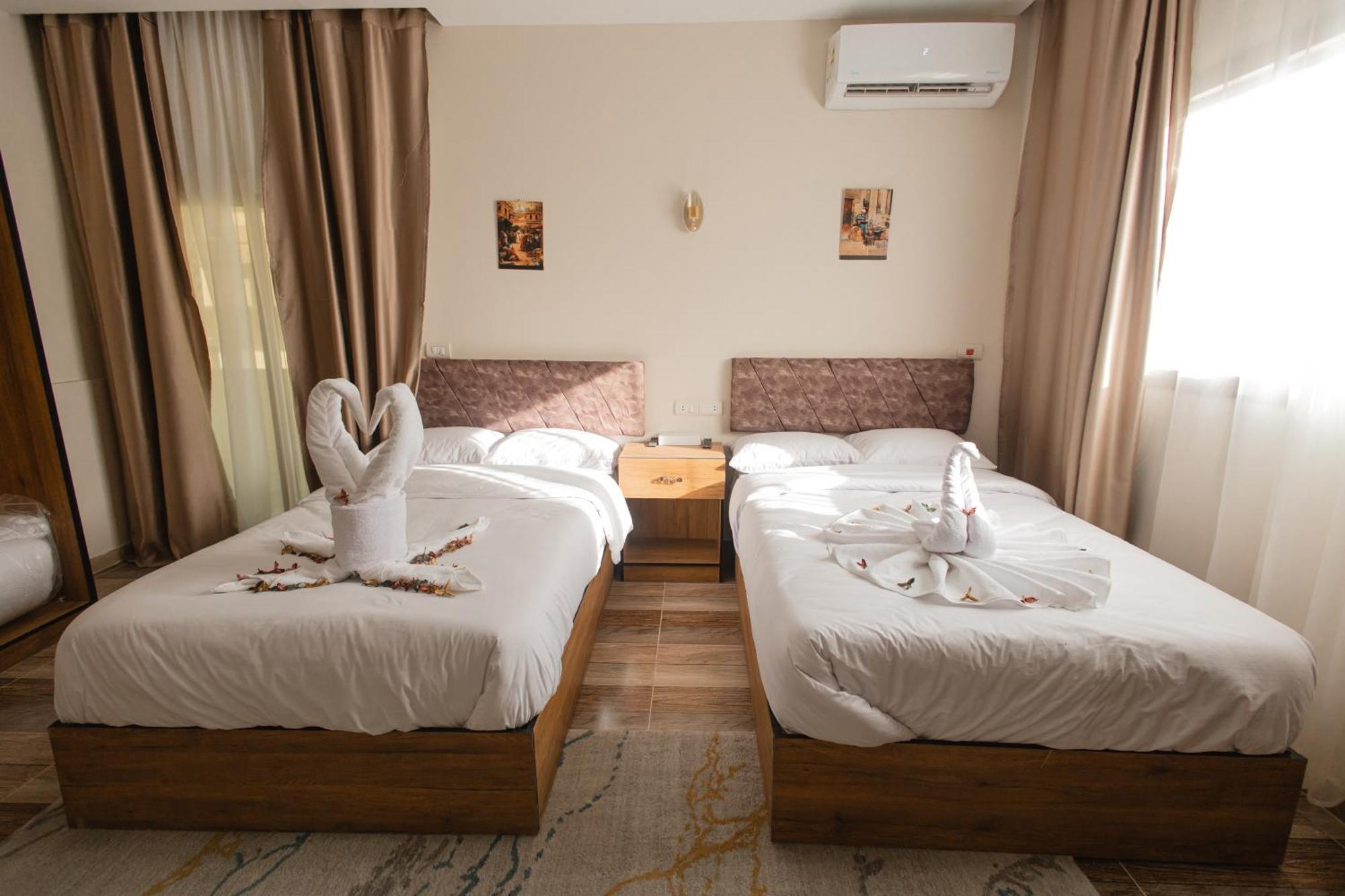 The View Pyramids Hotel Kafret el-Gabal Екстериор снимка