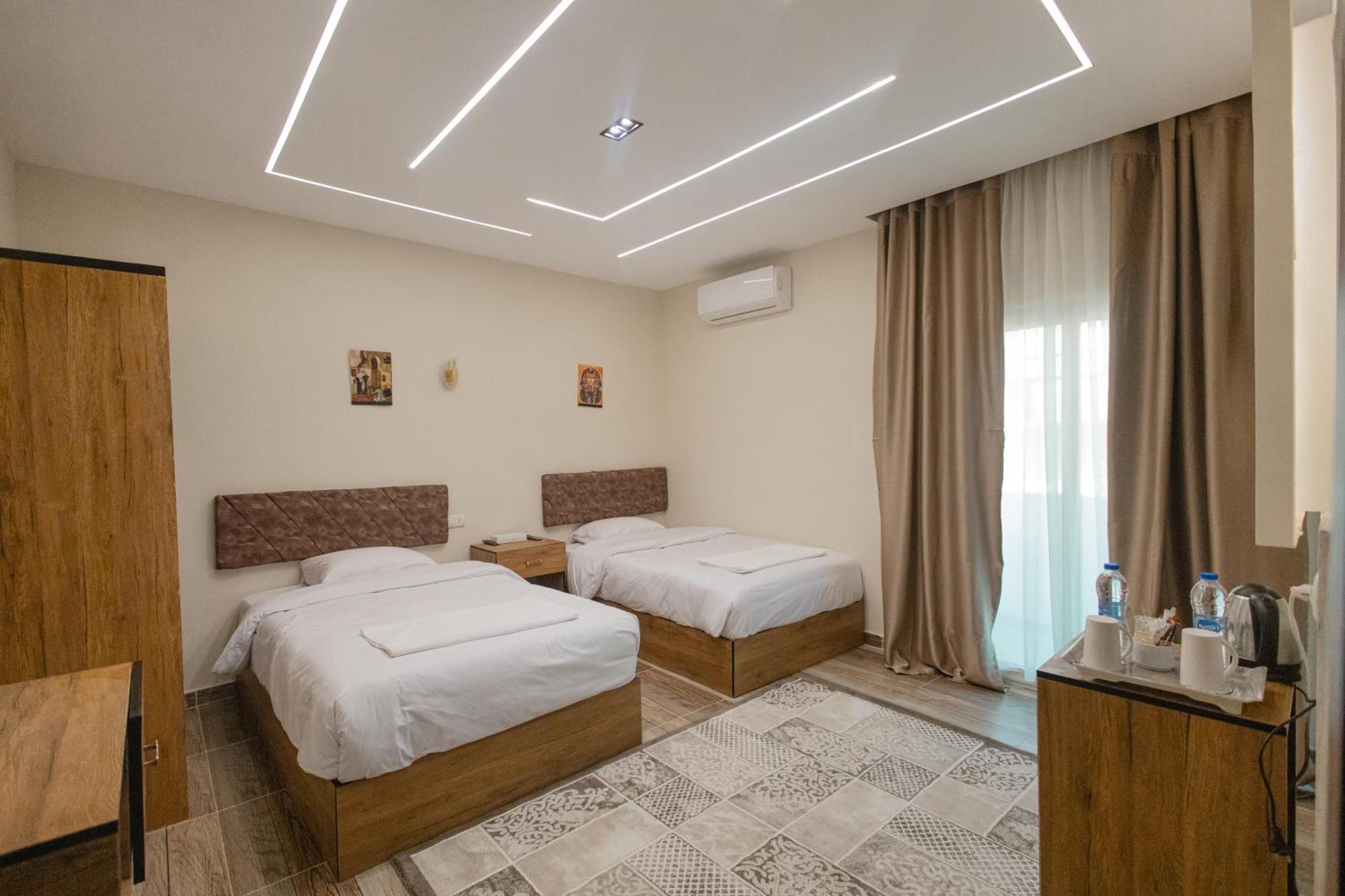 The View Pyramids Hotel Kafret el-Gabal Екстериор снимка