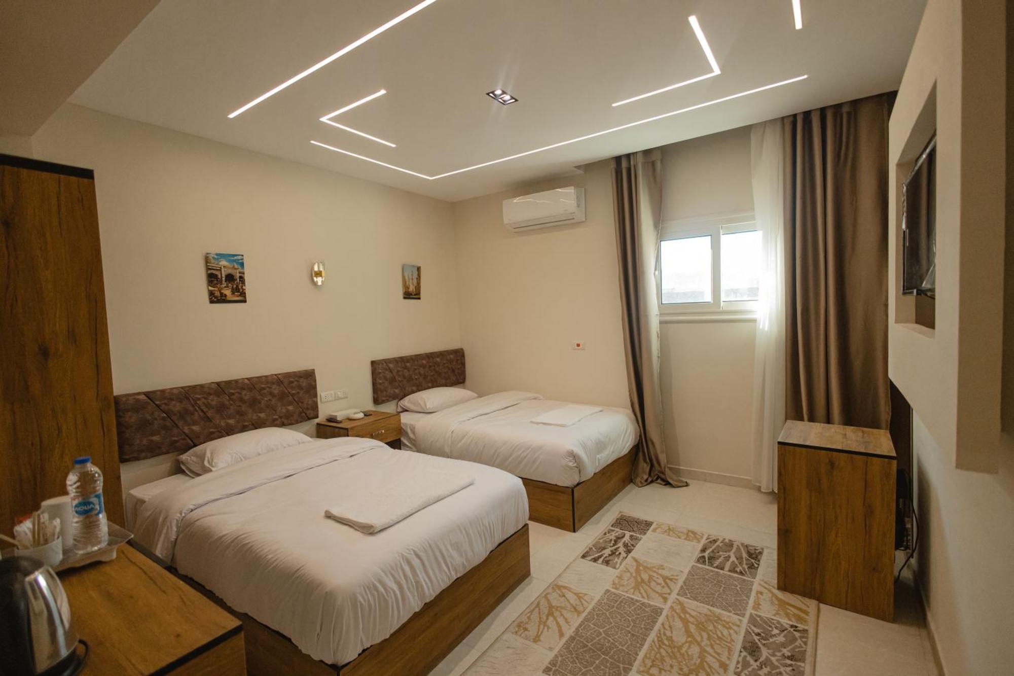 The View Pyramids Hotel Kafret el-Gabal Екстериор снимка