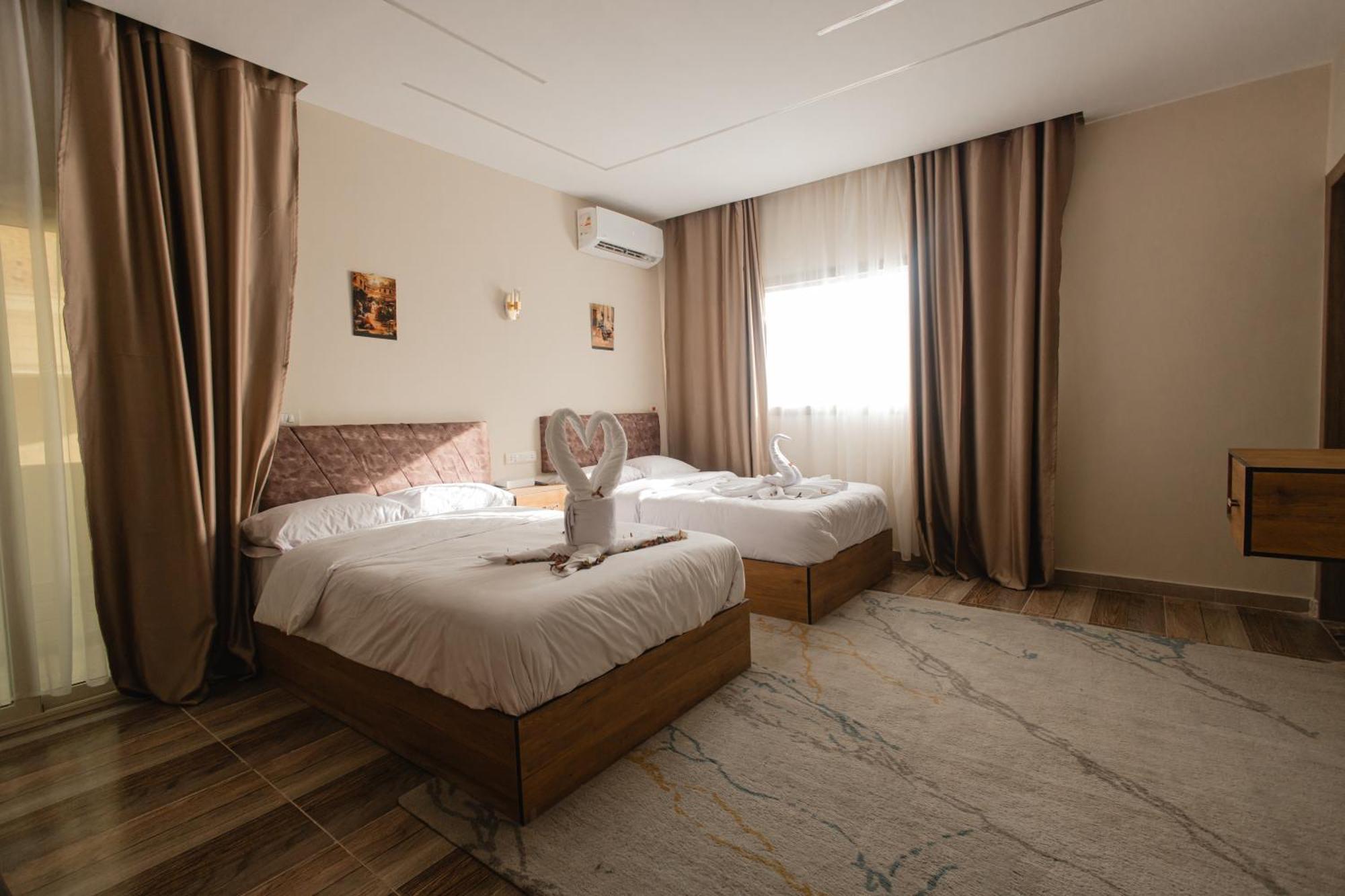 The View Pyramids Hotel Kafret el-Gabal Екстериор снимка