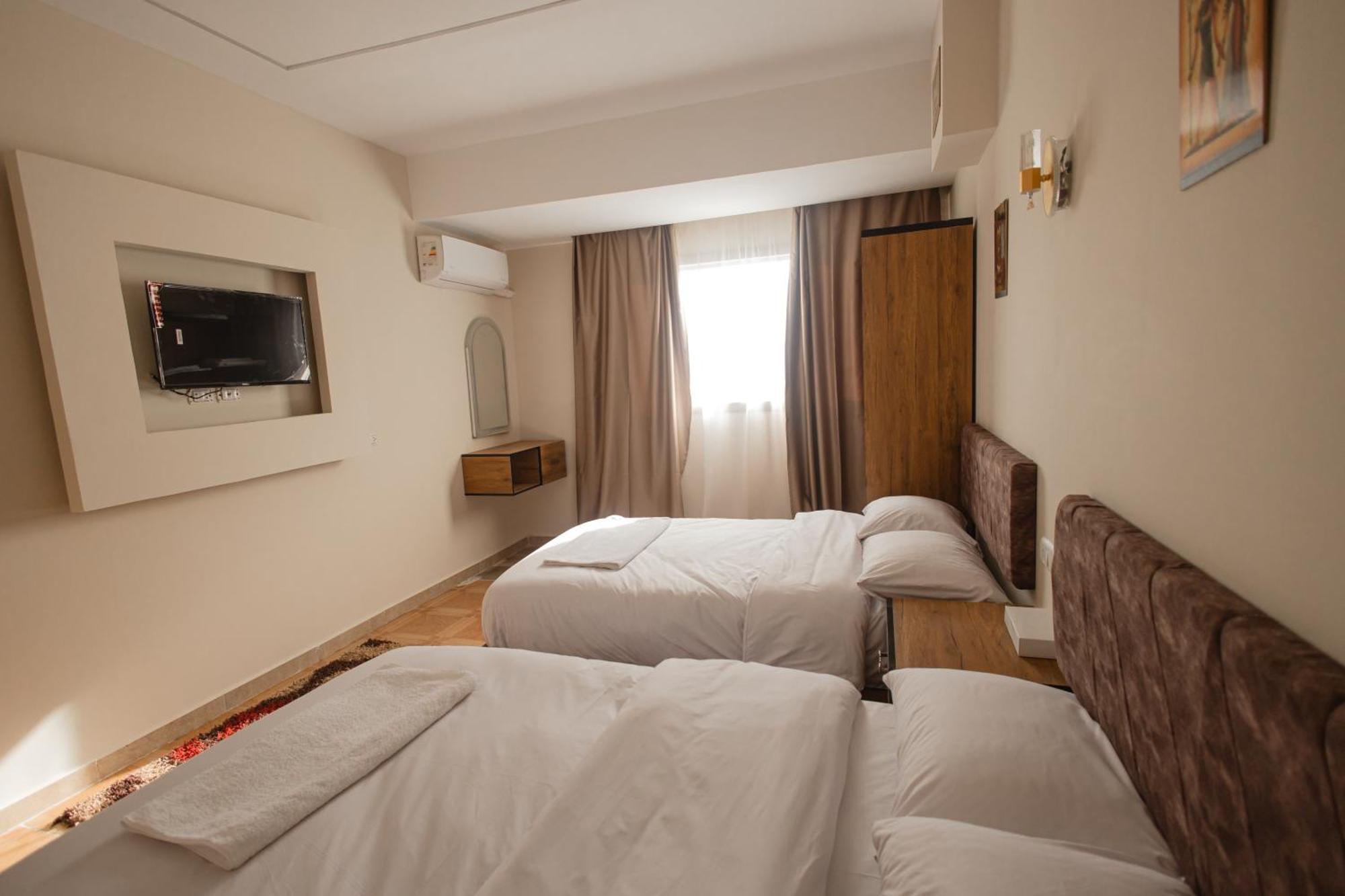 The View Pyramids Hotel Kafret el-Gabal Екстериор снимка